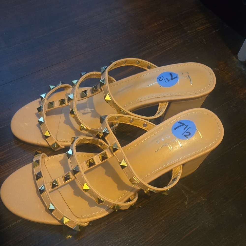 Nicole Miller Tan Studded Heels
